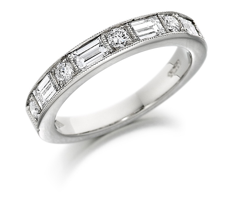 Diamond Ring: S1654DW