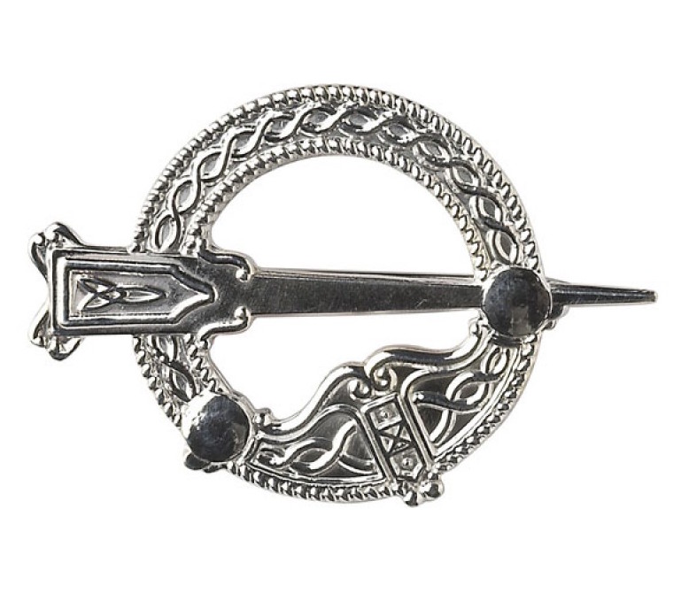 Tare Brooch-medium